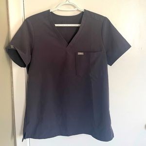 Figs Catarina 1 Pocket Top